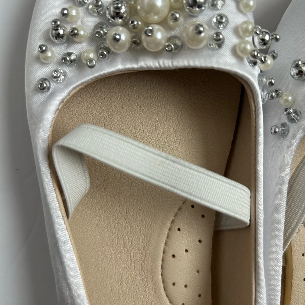 DREAM PAIRS Girl's Mary Jane Pearl Ballerina Flats White Satin Silver‎ Beads 3